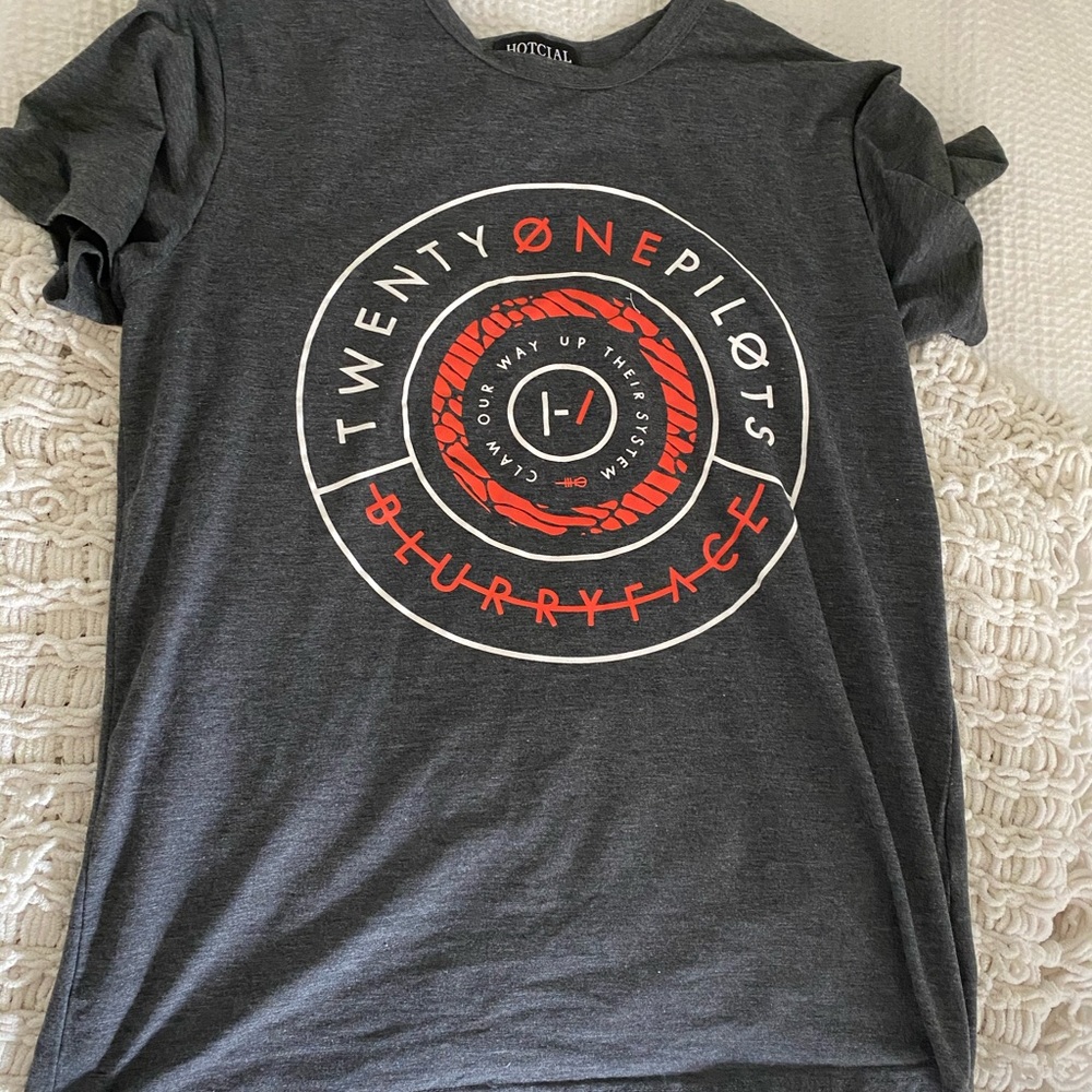 21 pilots band tee shirt